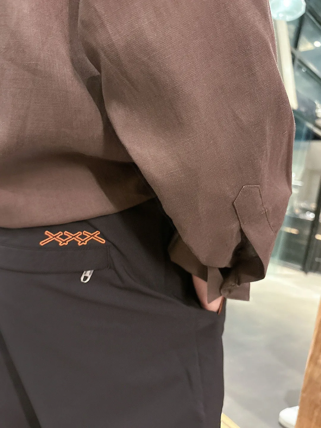Ermenegildo Zegna 2026 Spring and Summer New Arrival, the latest casual shorts are available at the counter. The original trousers have a casual Versatile upper body, a casual and lazy style, advanced custom fabrics, and custom craftsmanship, making them extremely comfortable. Premium is atmospheric, has a summer taste, and is the first choice. M-3x L